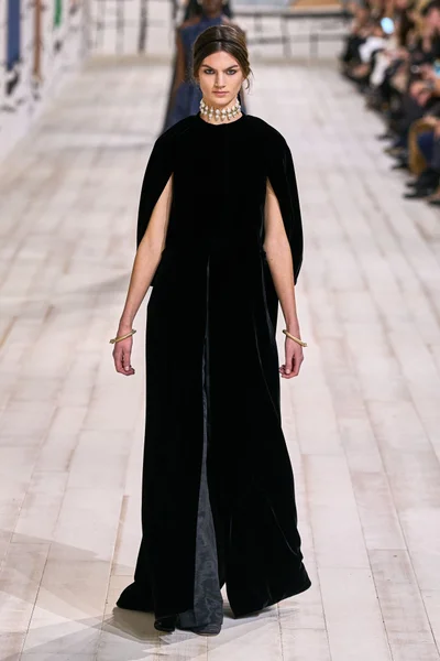 Look 55